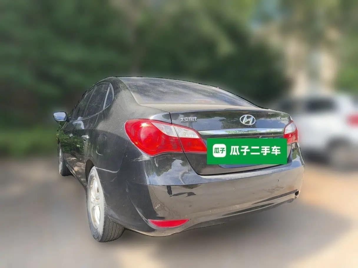 Hyundai Celesta 2011 1.6L Automatic Luxury Version — миниатюра 4
