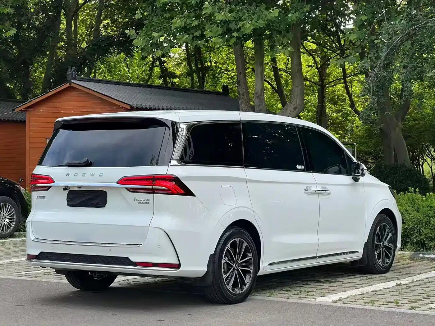 Roewe iMAX8 2022 400TGI Premium Edition — миниатюра 10