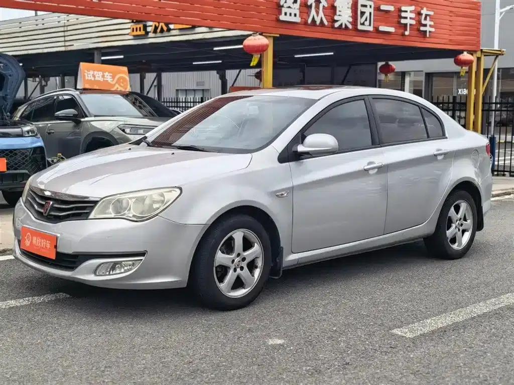 Roewe 350 2012 1.5L Automatic Smart Value Edition — миниатюра 1