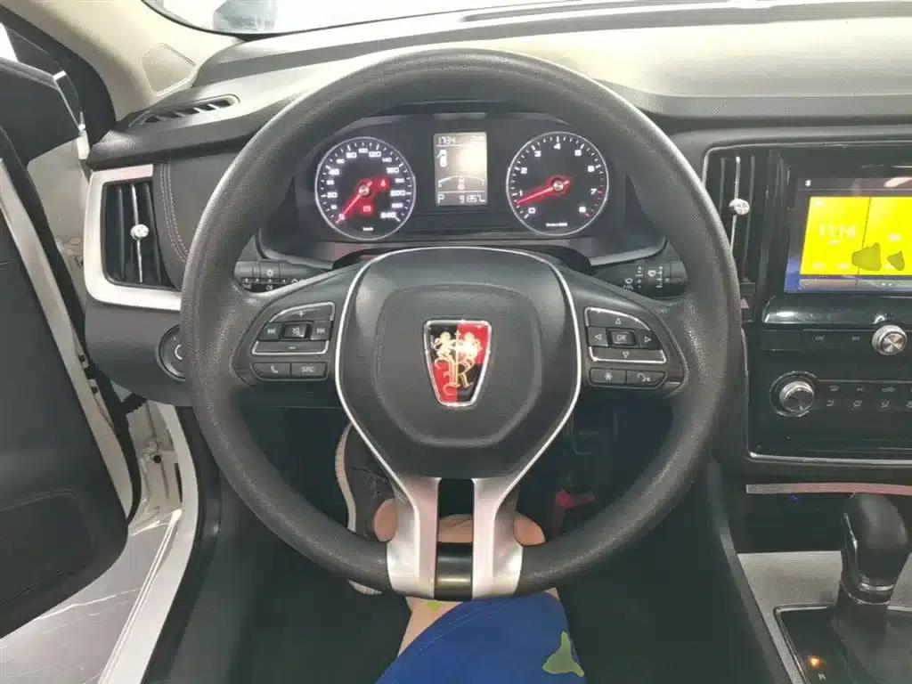 Roewe i6 Classic 2019 PLUS 1.6L CVT 4G Connected Luxury Edition — миниатюра 11