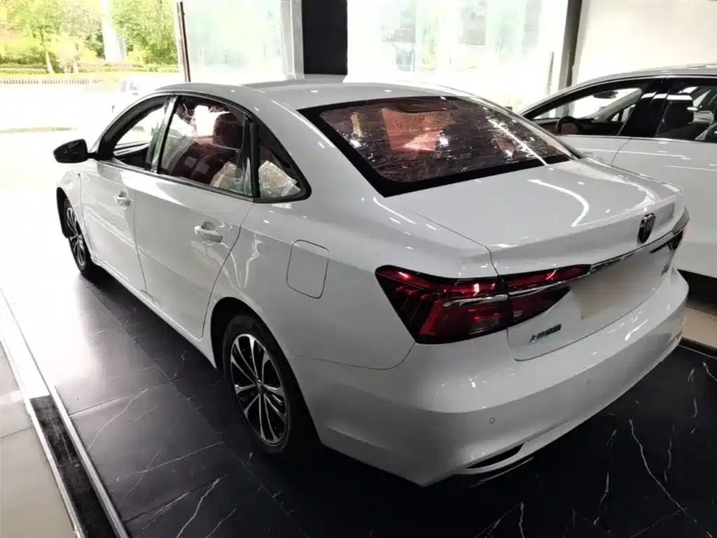 Roewe i6 Classic 2019 PLUS 1.6L CVT 4G Connected Luxury Edition — миниатюра 5