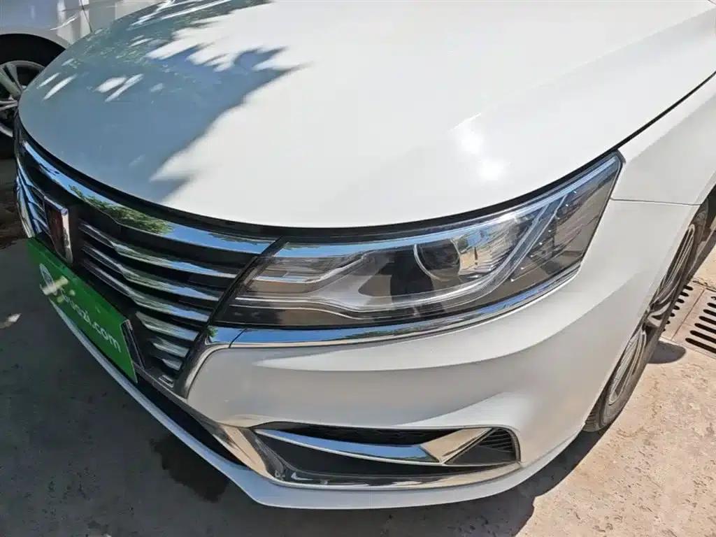 Roewe i6 Classic 2020 PLUS 1.6L CVT 4G Connected Glory Holographic Edition — миниатюра 24