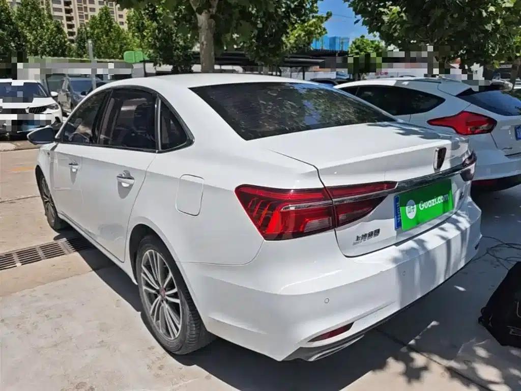 Roewe i6 Classic 2020 PLUS 1.6L CVT 4G Connected Glory Holographic Edition — миниатюра 5