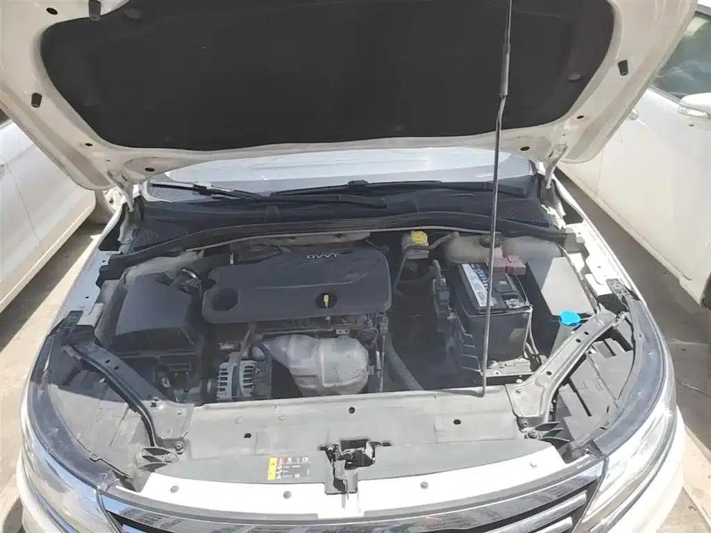 Roewe i6 Classic 2020 PLUS 1.6L Manual 4G Connected Glory Flagship Edition — миниатюра 20