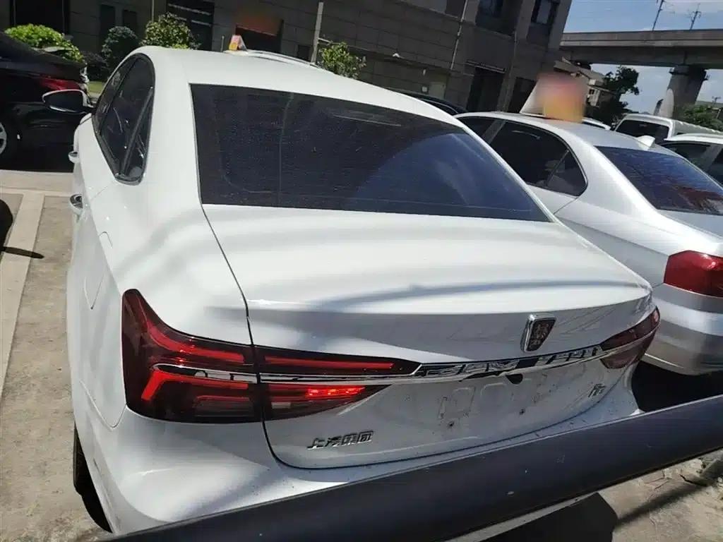 Roewe i6 Classic 2020 PLUS 1.6L Manual 4G Connected Glory Flagship Edition — миниатюра 6