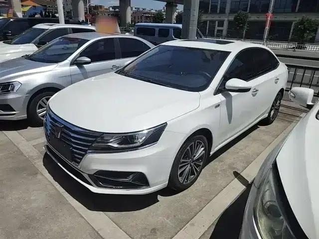 Roewe i6 Classic 2020 PLUS 1.6L Manual 4G Connected Glory Flagship Edition