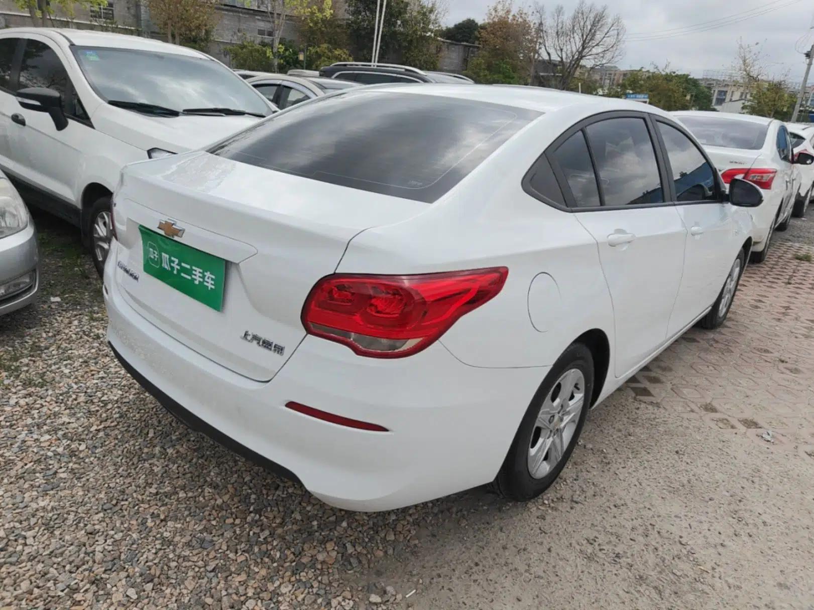 Chevrolet Cavalier 2019 320 Automatic Enjoyment with Sunroof — миниатюра 6