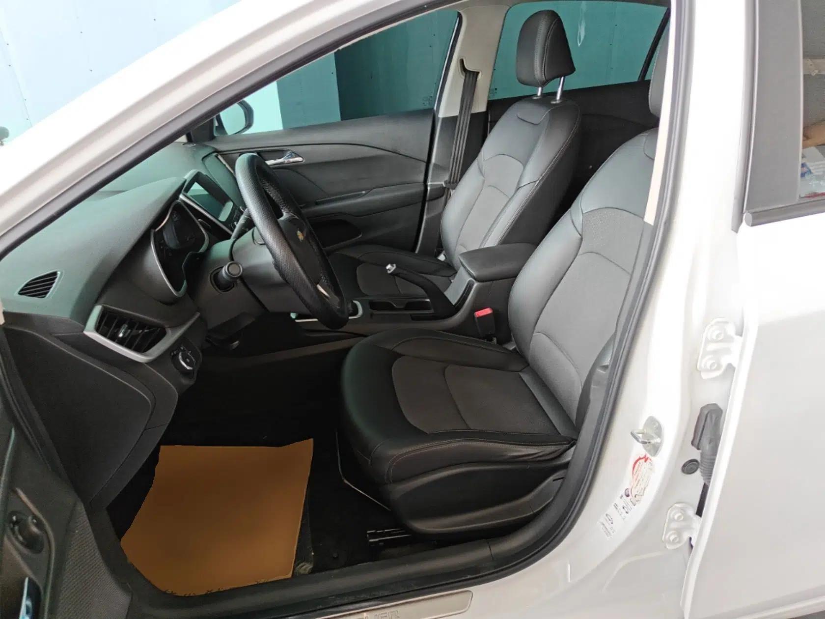 Chevrolet Cavalier 2019 320 Automatic Xinyue Edition — миниатюра 18