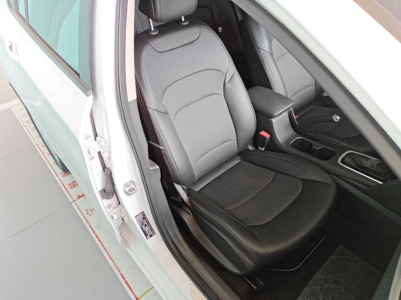 Chevrolet Cavalier 2019 320 Automatic Xinyue Edition — миниатюра 23