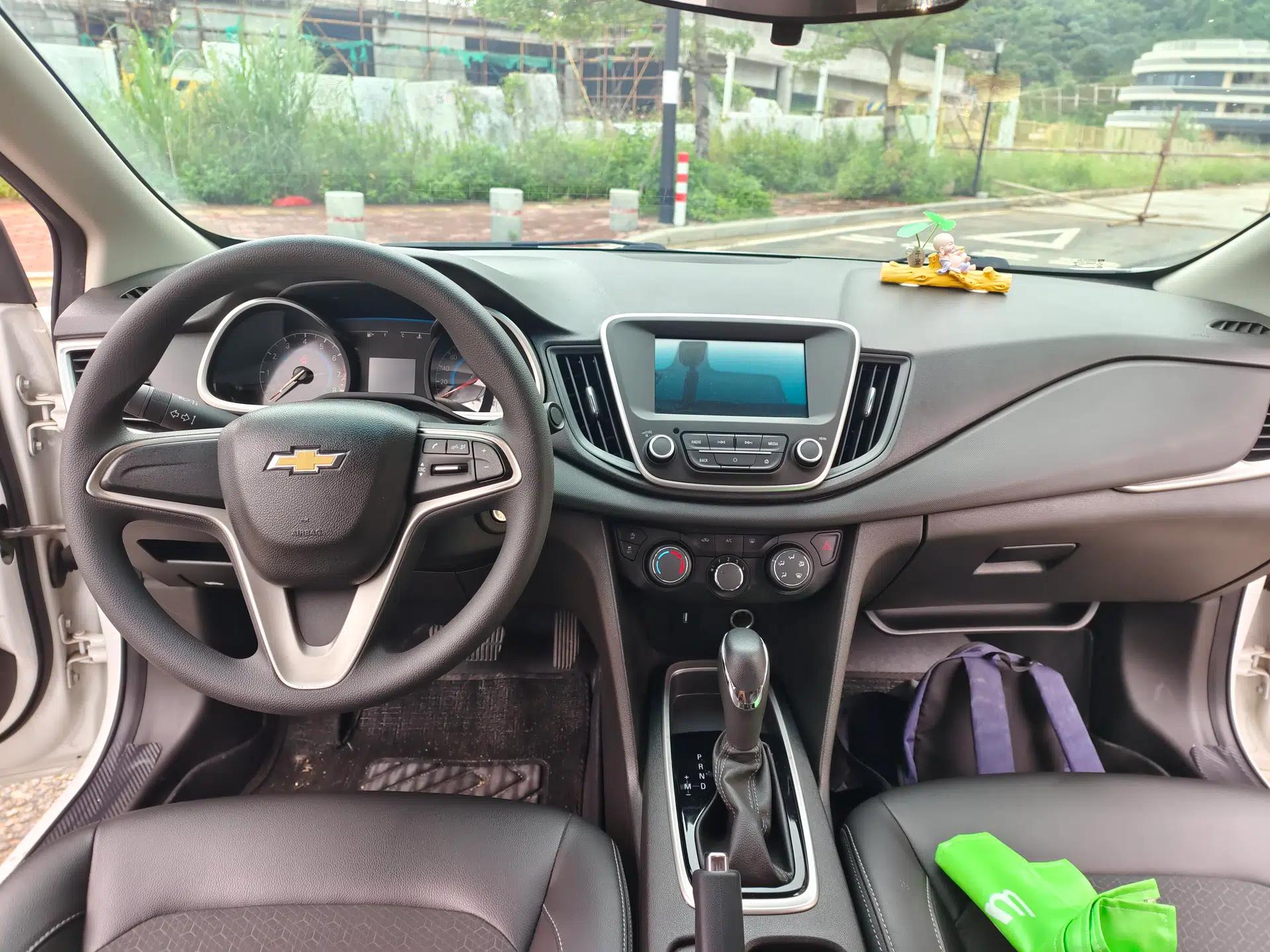 Chevrolet Cavalier 2019 320 Automatic Xinyue Edition — миниатюра 10