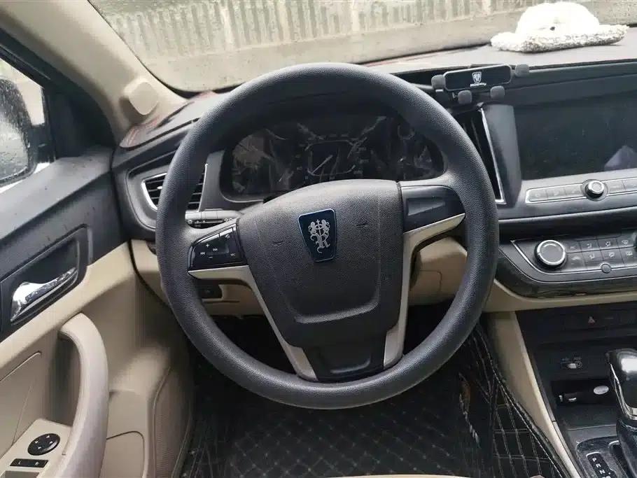 Roewe 360 2015 1.5L Automatic Deluxe Edition — миниатюра 15