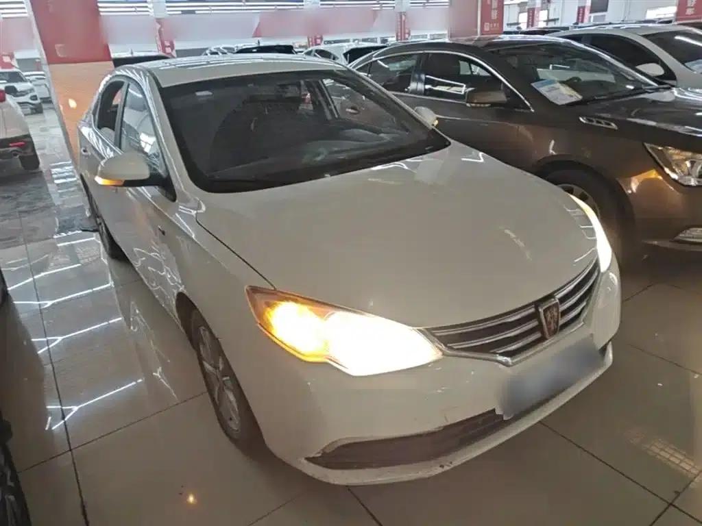 Roewe 360 2015 1.5L Automatic Deluxe Edition — миниатюра 4