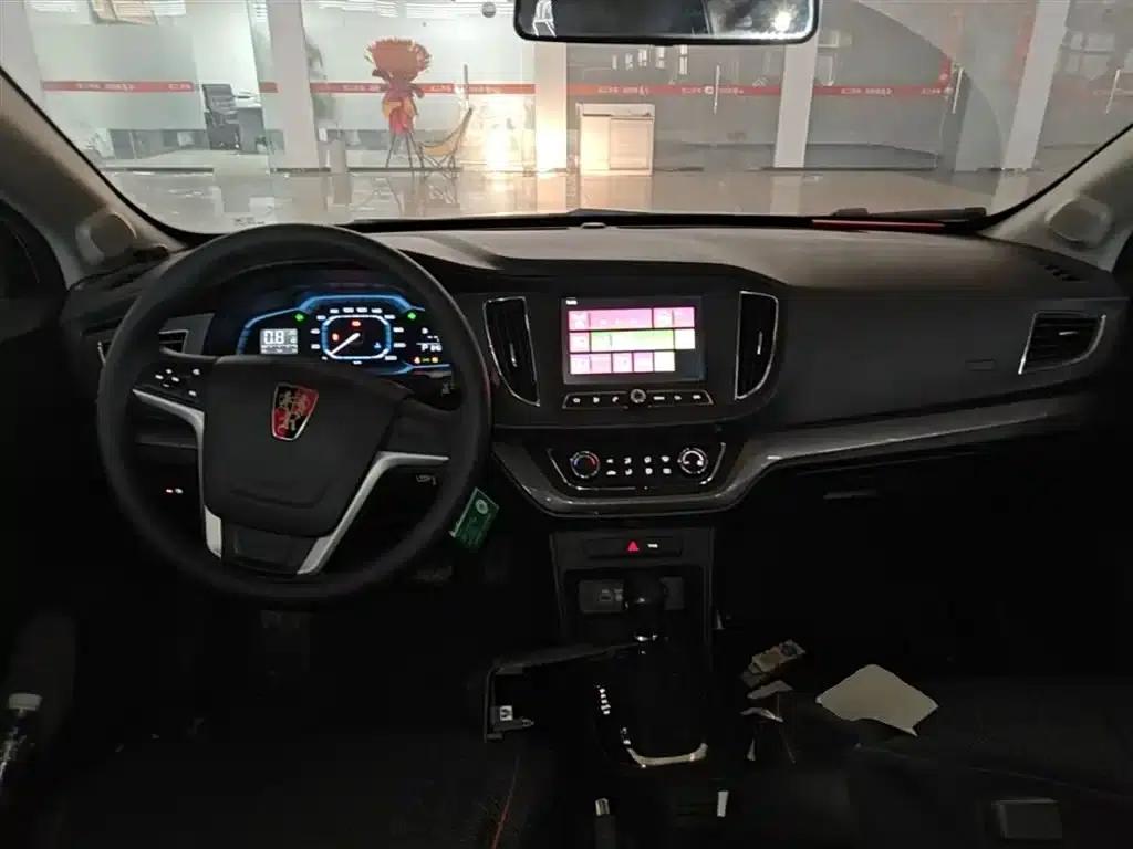 Roewe 360 2015 1.5L Automatic Deluxe Edition — миниатюра 10