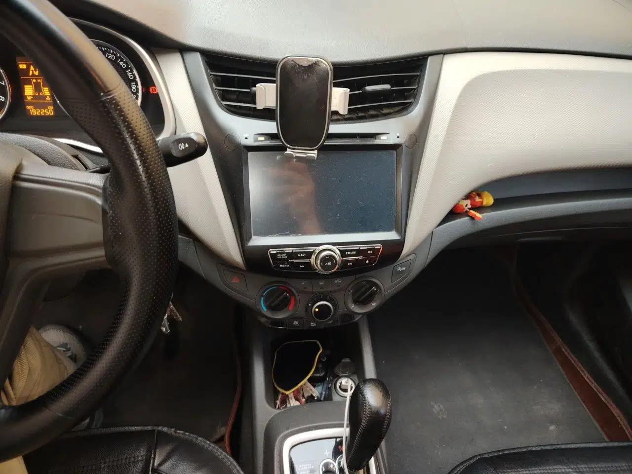 Chevrolet Sail 2015 Sail 3 1.3L AMT Ideal Edition — миниатюра 14
