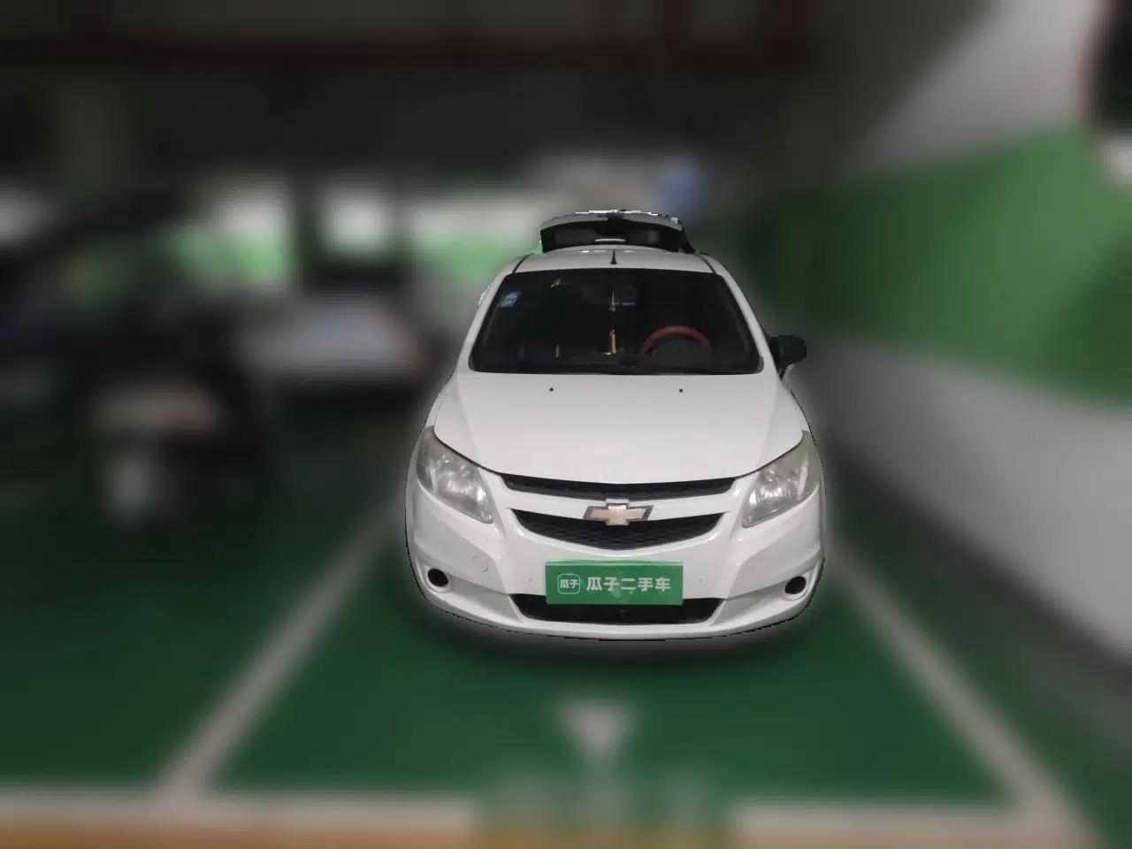 Chevrolet Sail 2013 Hatchback 1.2L AMT Ideal Edition — миниатюра 2