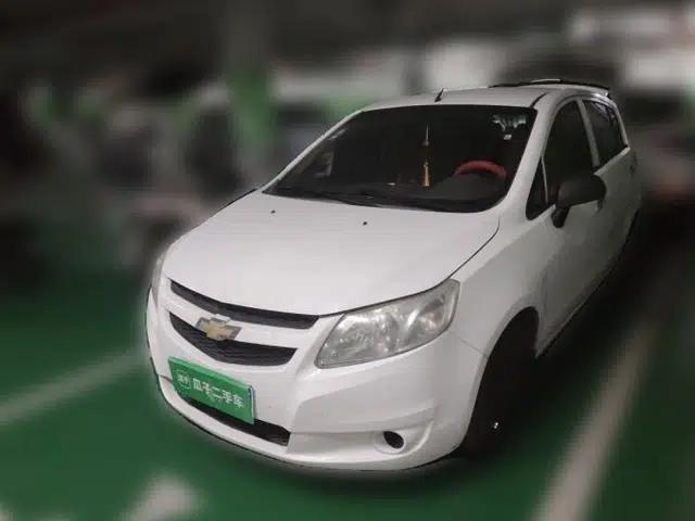 Chevrolet Sail 2013 Hatchback 1.2L AMT Ideal Edition