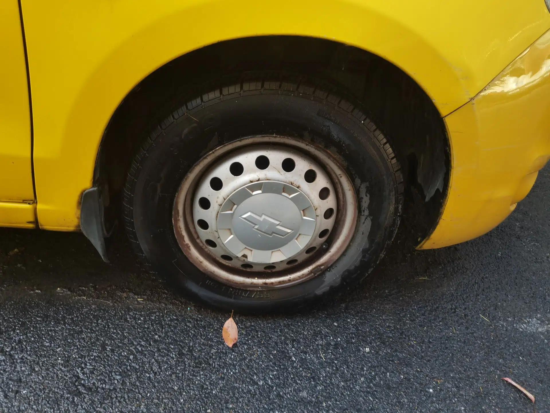 Chevrolet Sail 2013 Hatchback 1.2L Manual Warm Edition — миниатюра 8
