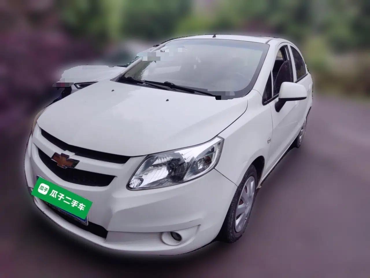 Chevrolet Sail 2013 Hatchback 1.4L Manual Enjoyment Edition — миниатюра 1