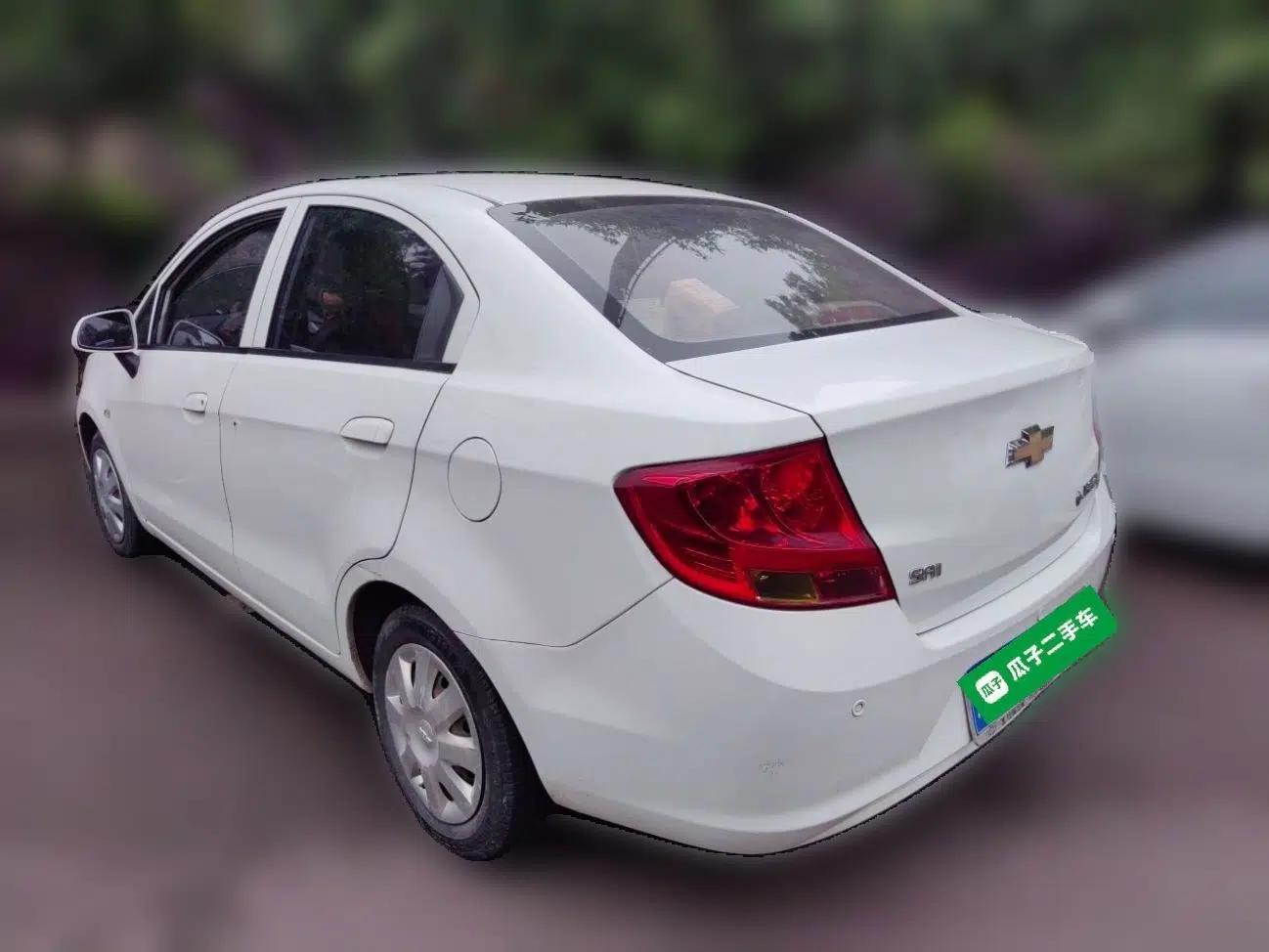 Chevrolet Sail 2013 Hatchback 1.4L Manual Enjoyment Edition — миниатюра 4