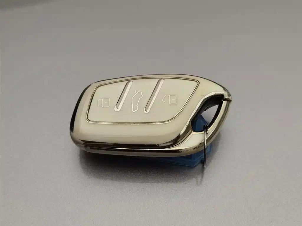 Roewe RX5 New Energy 2023 eRX5 Super Hybrid Premium Edition — миниатюра 19