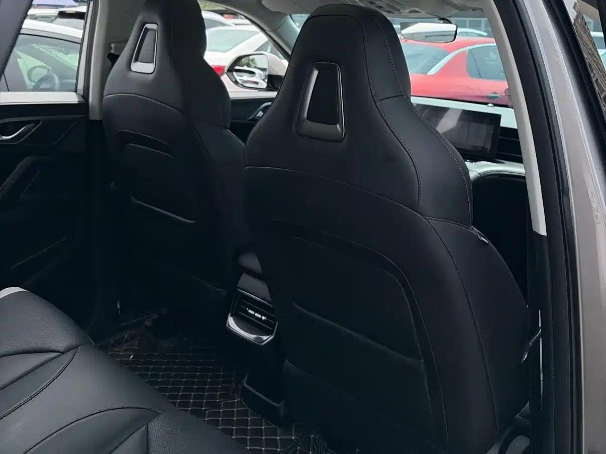 Roewe RX5 New Energy 2023 eRX5 Super Hybrid Comfort Edition — миниатюра 6