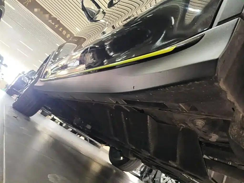 Roewe RX5 New Energy 2021 ePLUS National Trend Ronglin Luxury Edition — миниатюра 22