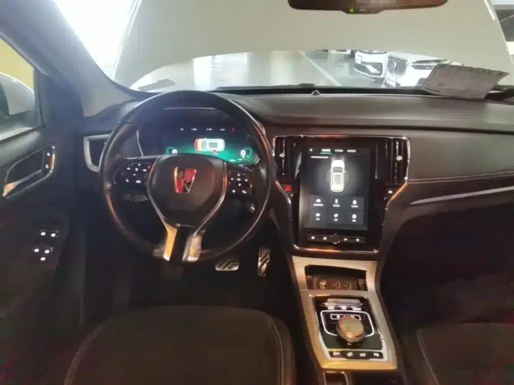 Roewe RX5 New Energy 2017 ERX5 EV400 Electric Internet Supreme Edition — миниатюра 11