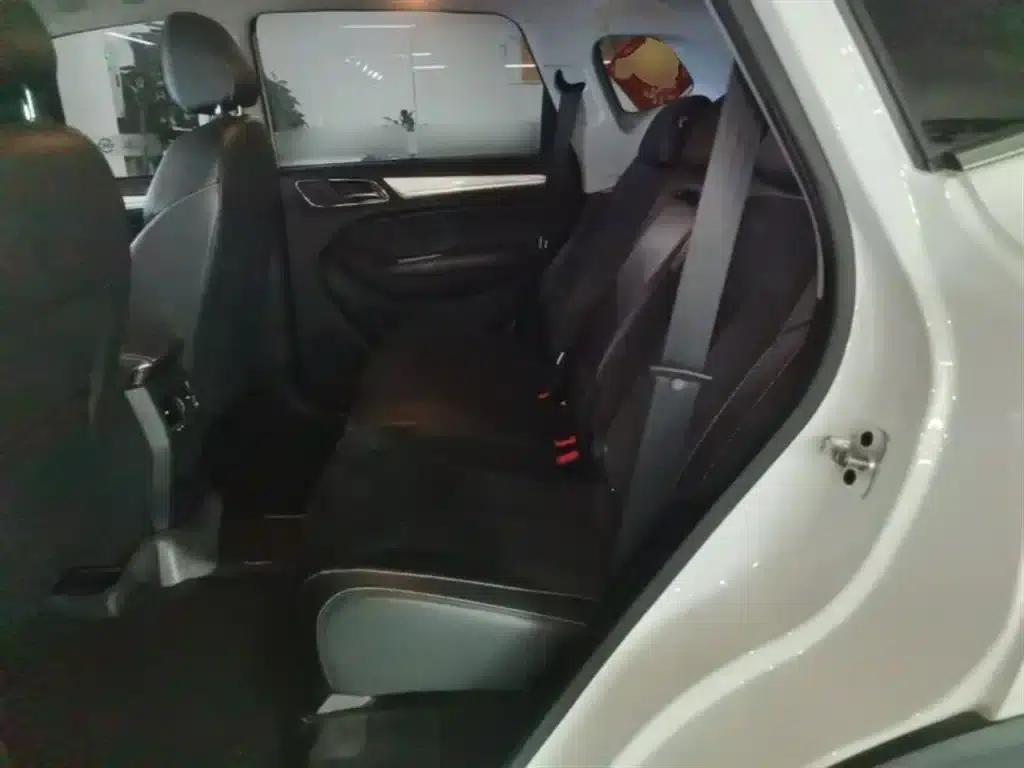 Roewe RX5 New Energy 2017 ERX5 EV400 Electric Internet Supreme Edition — миниатюра 17