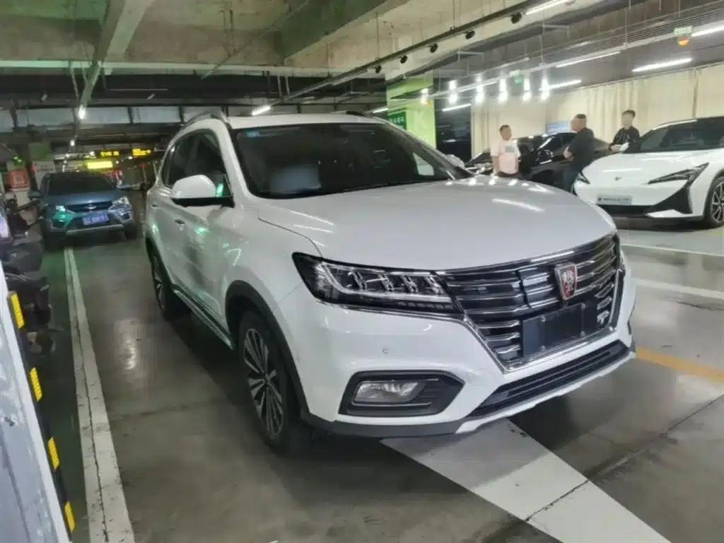 Roewe RX5 New Energy 2017 ERX5 EV400 Electric Internet Supreme Edition — миниатюра 4