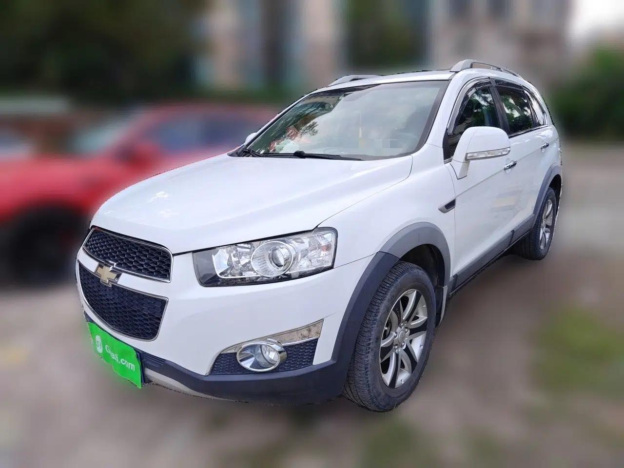 Chevrolet Captiva 2014 2.4L Two-Wheel Drive Urban Version 7 Seats — миниатюра 1