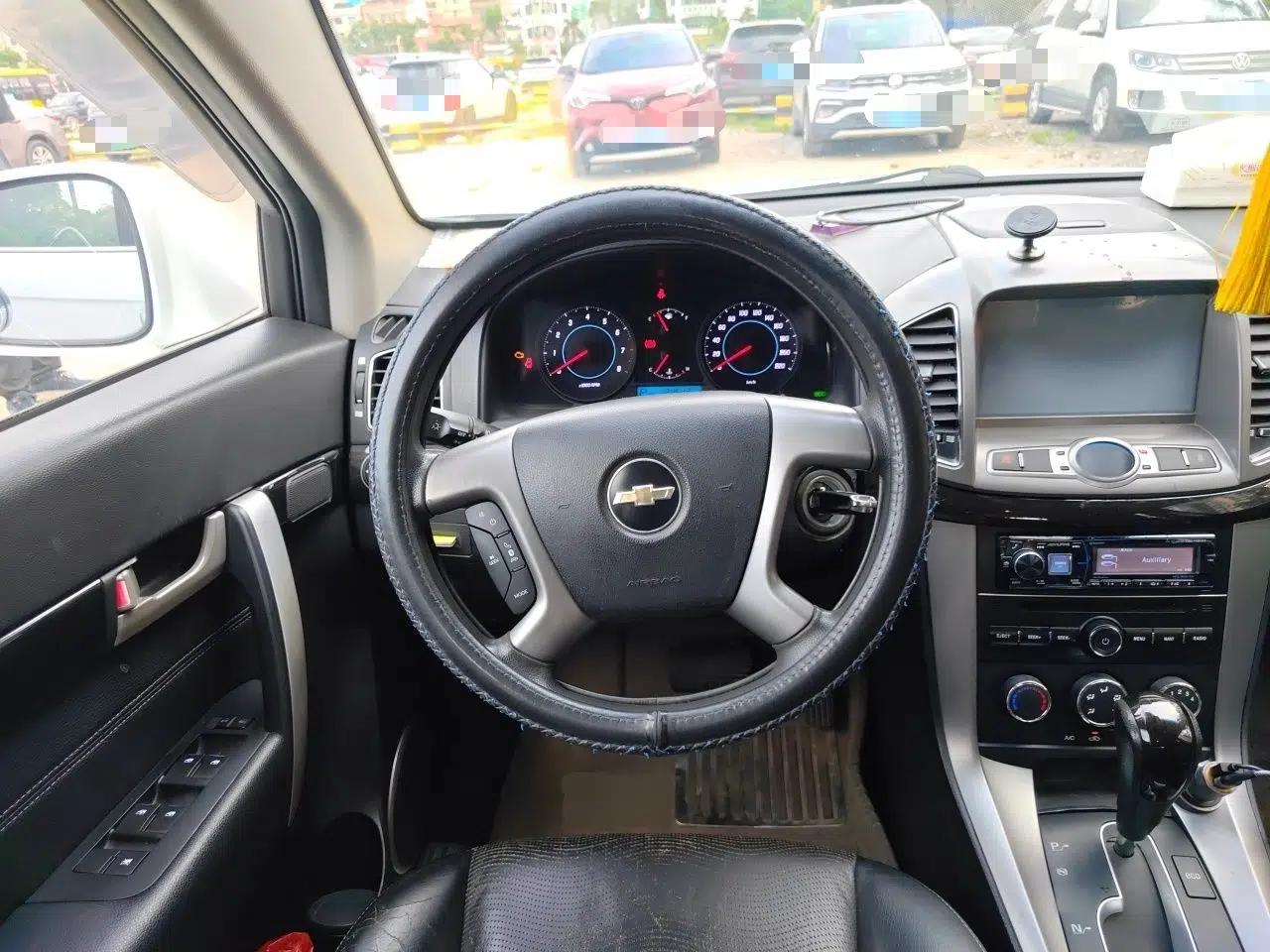 Chevrolet Captiva 2014 2.4L Two-Wheel Drive Urban Version 7 Seats — миниатюра 11