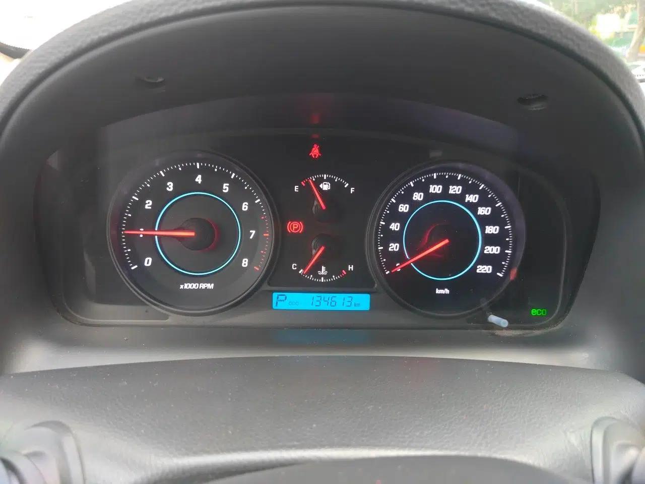 Chevrolet Captiva 2014 2.4L Two-Wheel Drive Urban Version 7 Seats — миниатюра 12