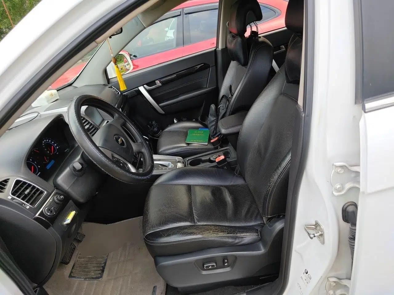 Chevrolet Captiva 2014 2.4L Two-Wheel Drive Urban Version 7 Seats — миниатюра 16