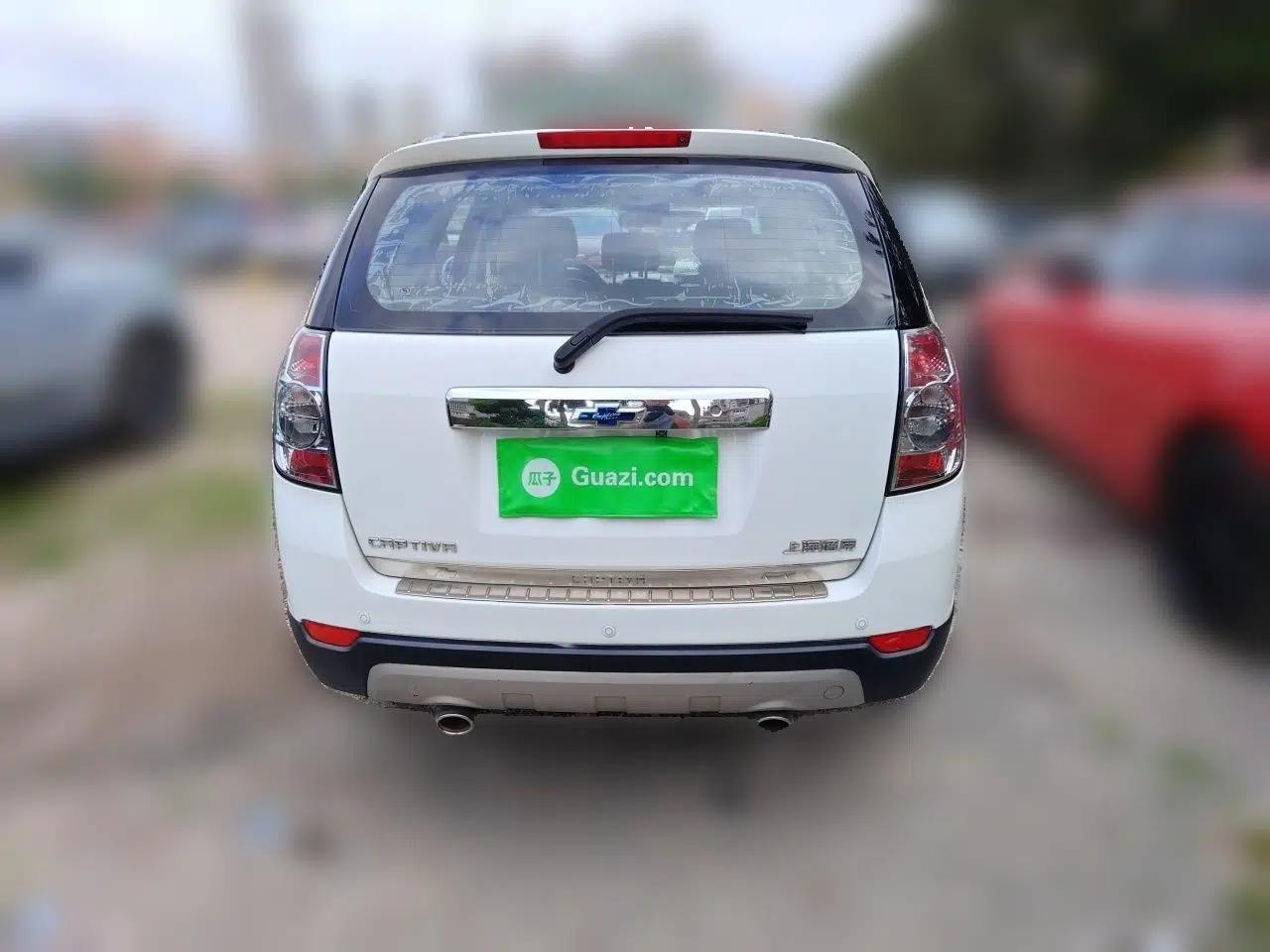 Chevrolet Captiva 2014 2.4L Two-Wheel Drive Urban Version 7 Seats — миниатюра 5