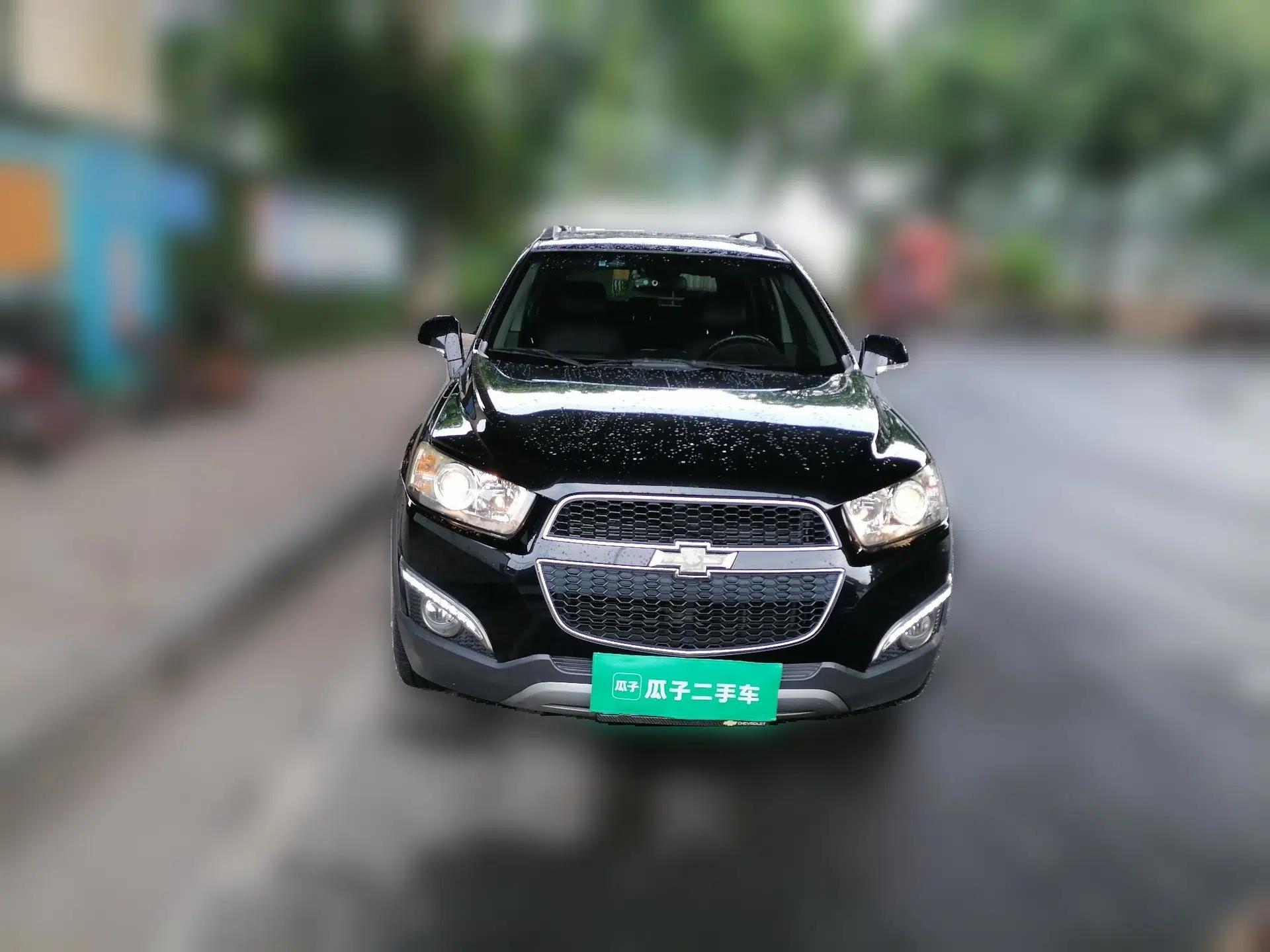 Chevrolet Captiva 2012 2.4L 4x4 Flagship Edition 7 Seats — миниатюра 2