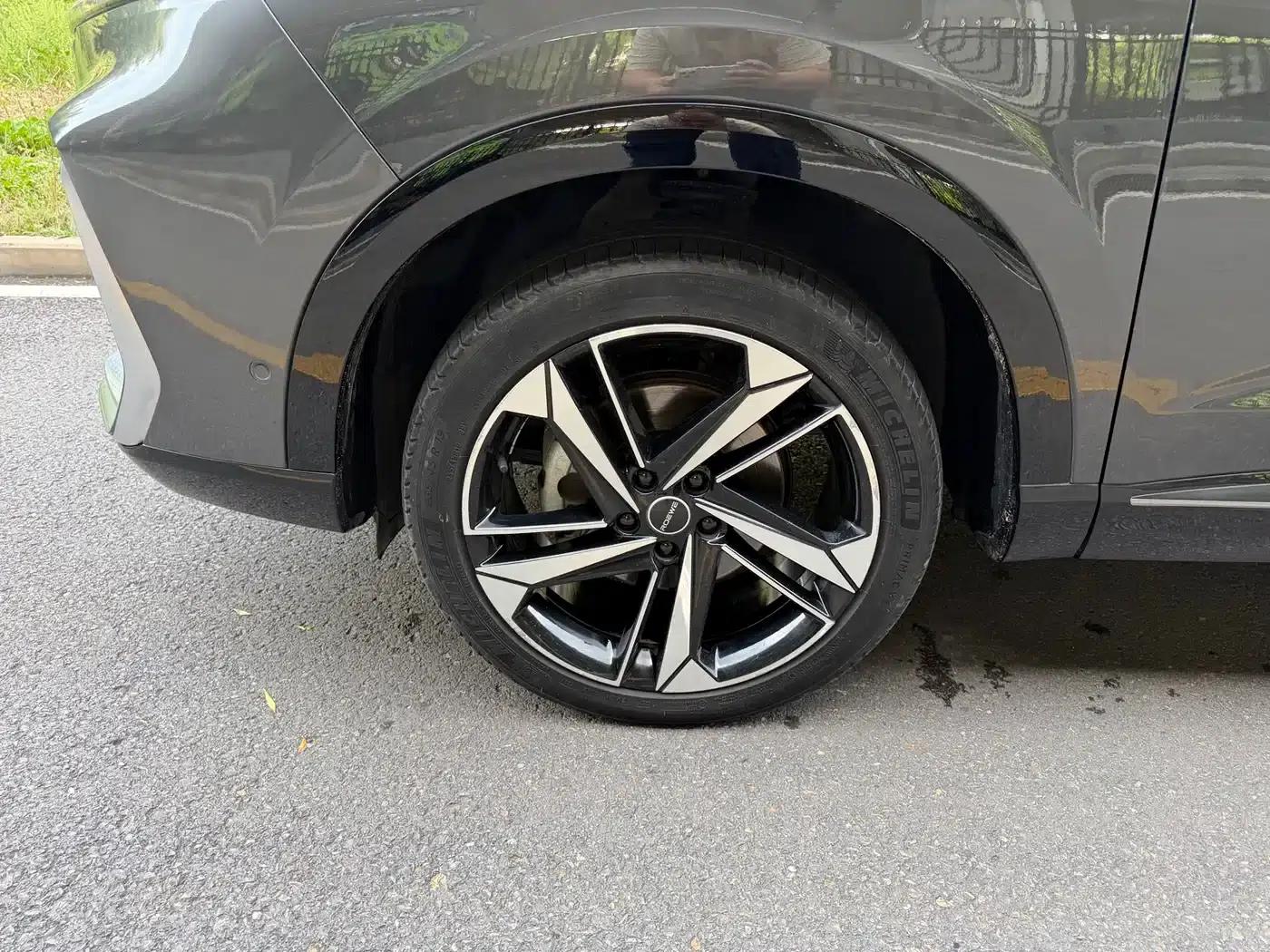 Roewe RX5 MAX 2022 2.0T Automatic Elite Edition — миниатюра 17