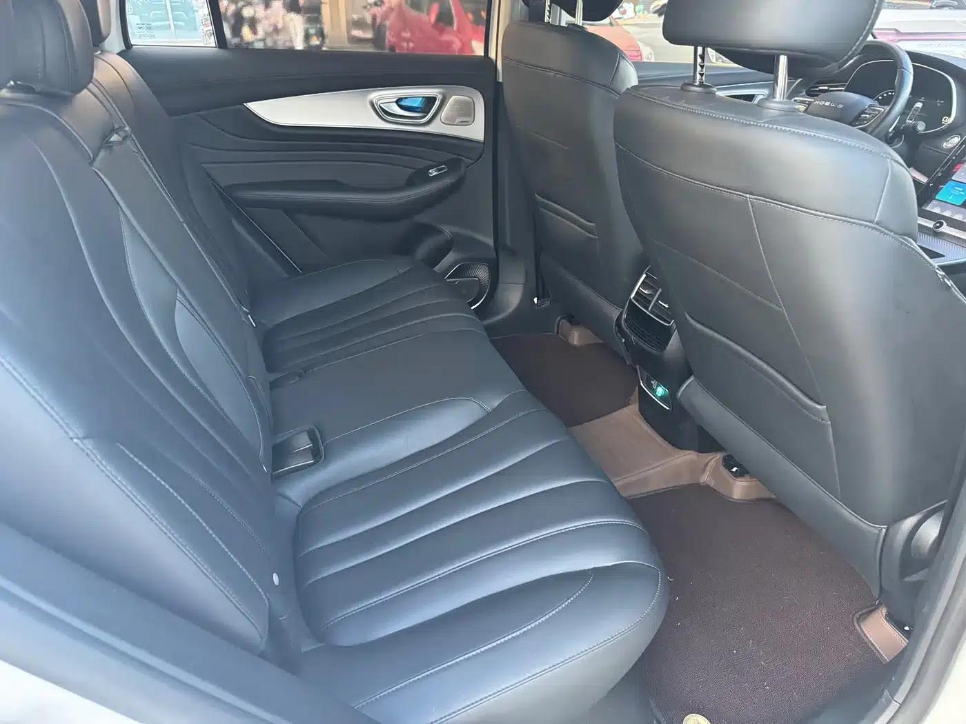Roewe RX5 MAX 2019 300TGI Automatic Intelligent Cockpit Luxury Edition — миниатюра 15