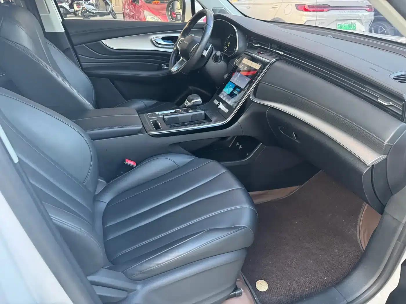 Roewe RX5 MAX 2019 300TGI Automatic Intelligent Cockpit Luxury Edition — миниатюра 16