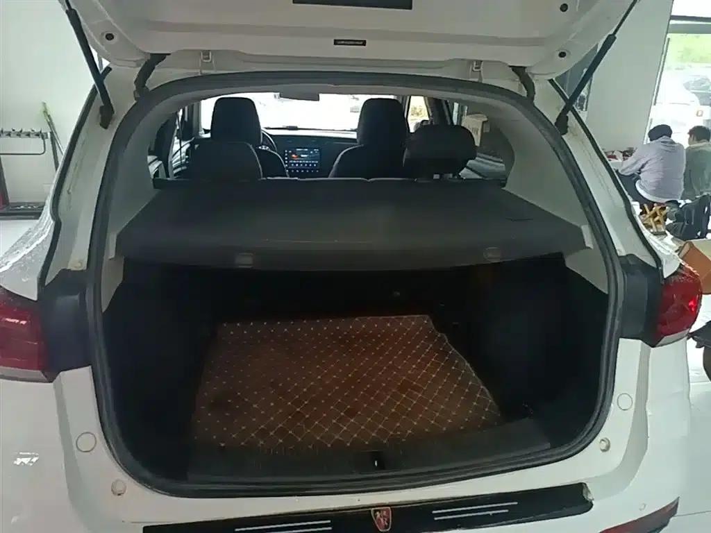 Roewe RX3 2021 PRO 1.6L CVT Elite — миниатюра 19