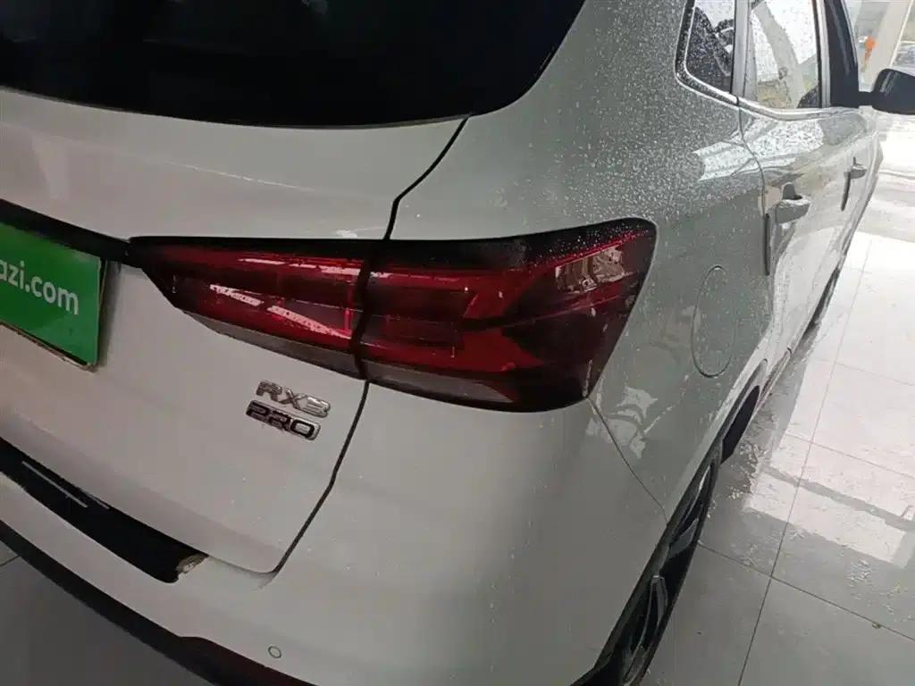 Roewe RX3 2021 PRO 1.6L CVT Elite — миниатюра 8