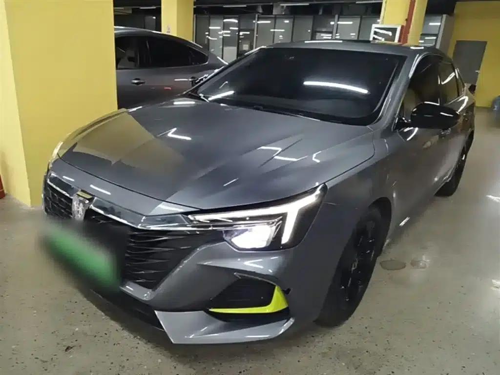 Roewe i6 MAX New Energy 2020 1.5T PHEV Cool Edition — миниатюра 1