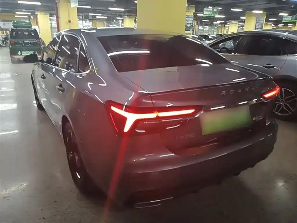 Roewe i6 MAX New Energy 2020 1.5T PHEV Cool Edition — миниатюра 5