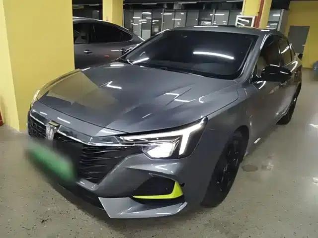 Roewe i6 MAX New Energy 2020 1.5T PHEV Cool Edition