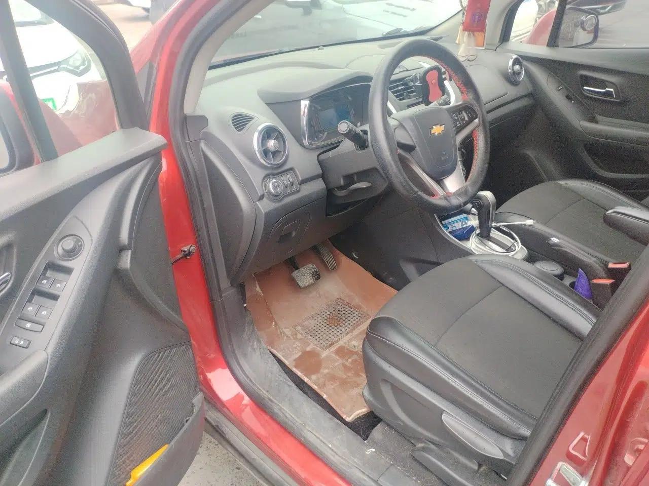 Chevrolet Trax 2014 1.4T Automatic Two-Wheel Drive Luxury Model — миниатюра 17