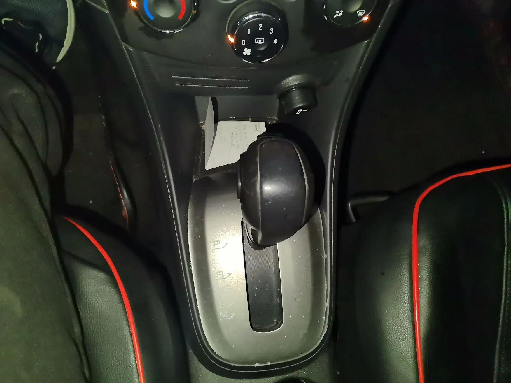Chevrolet Trax 2014 1.4T Automatic Two-Wheel Drive Comfort Version — миниатюра 15