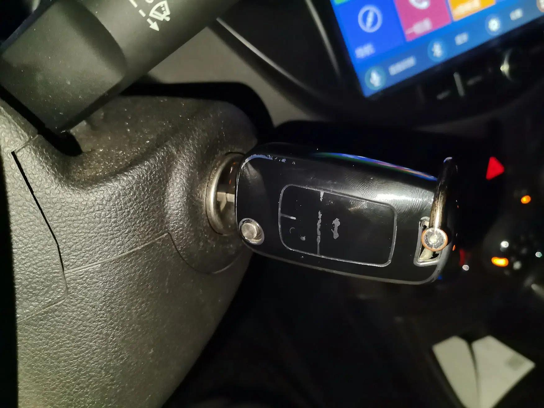 Chevrolet Trax 2014 1.4T Automatic Two-Wheel Drive Comfort Version — миниатюра 9