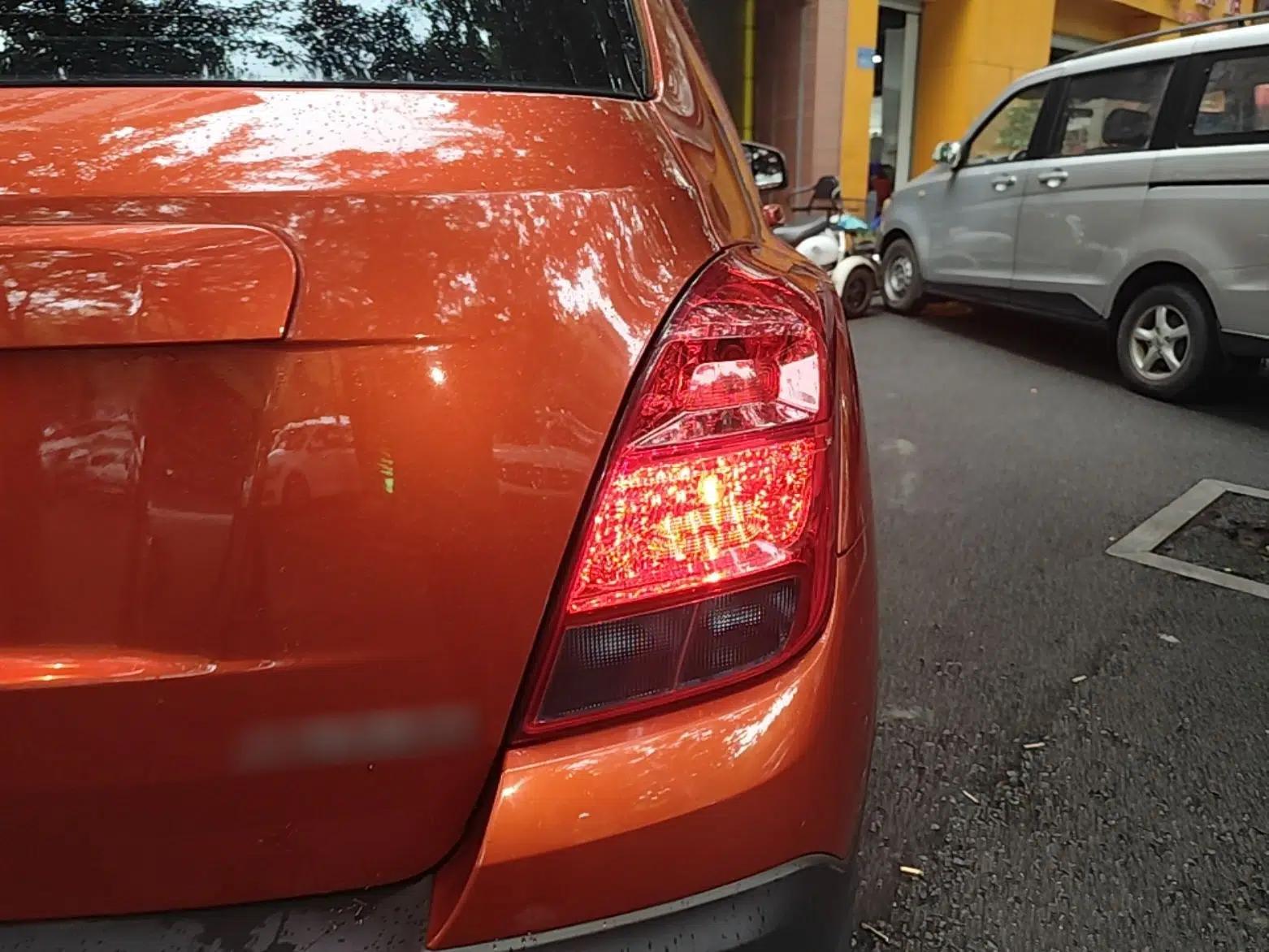 Chevrolet Trax 2014 1.4T Automatic Two-Wheel Drive Luxury Model — миниатюра 7