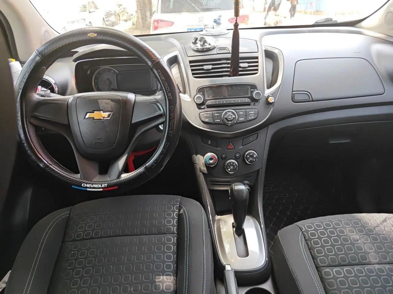 Chevrolet Trax 2014 1.4T Automatic Two-Wheel Drive Comfort Version — миниатюра 10