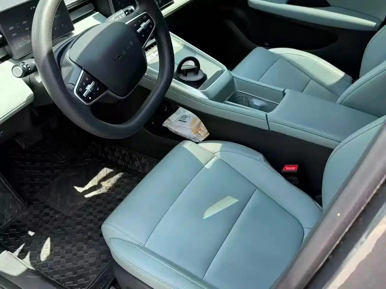 Roewe D6 2025 520km Premium Edition — миниатюра 4