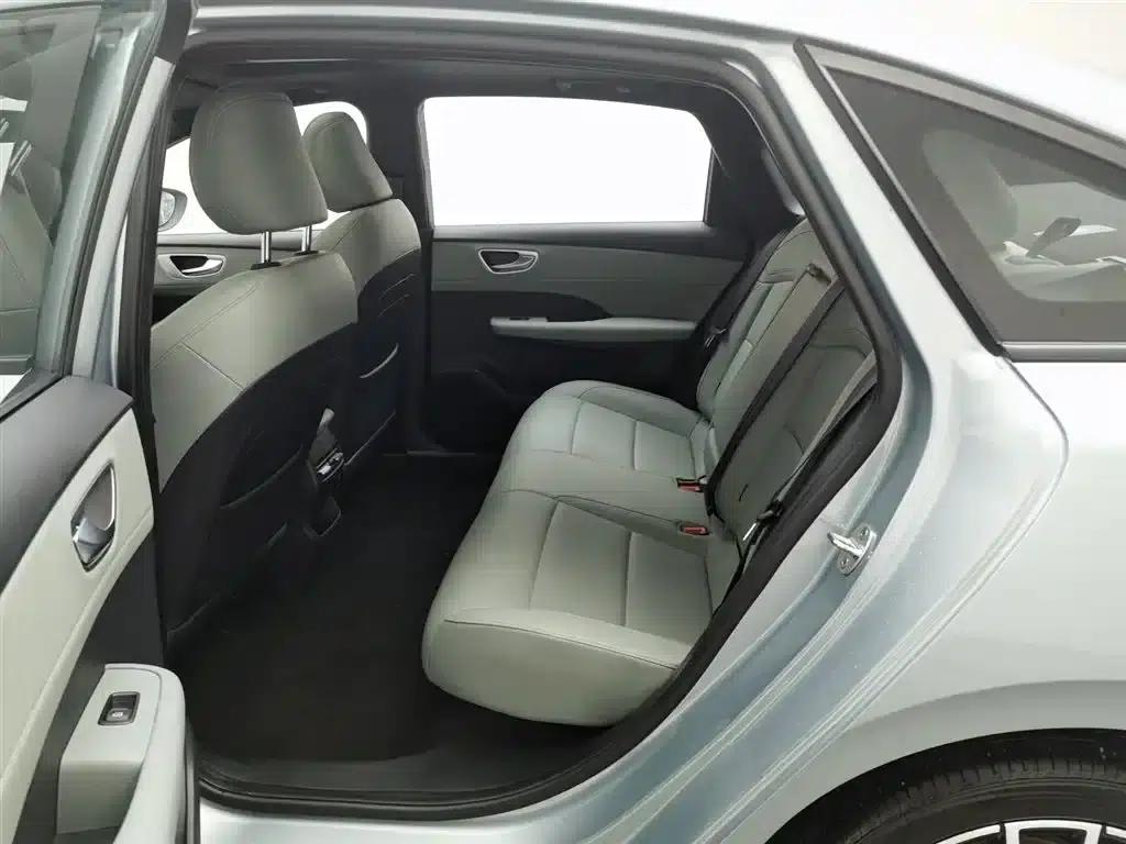 Roewe D6 2025 450km Premium Edition — миниатюра 15